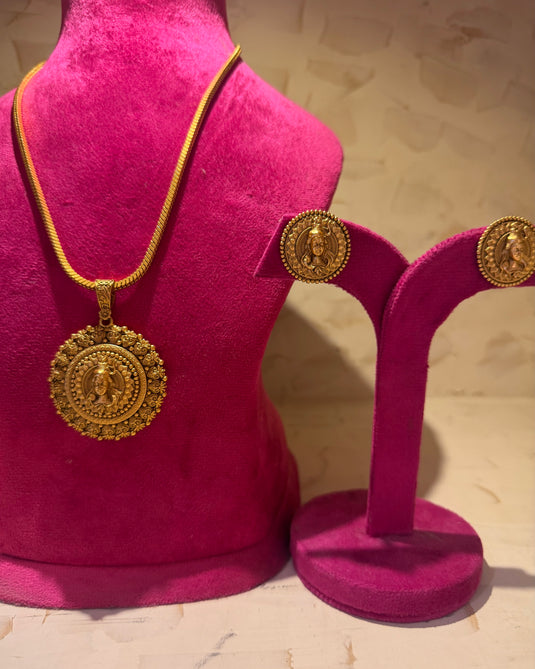 Temple jewellery sets
