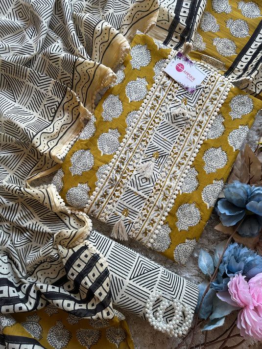 Soft and organic cottons with Jaipuri block print