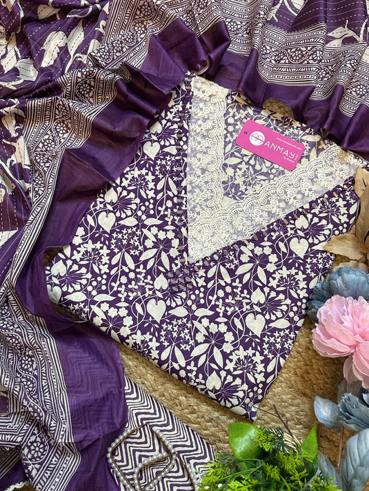 Bright and shine cambric cotton neck detail suit set