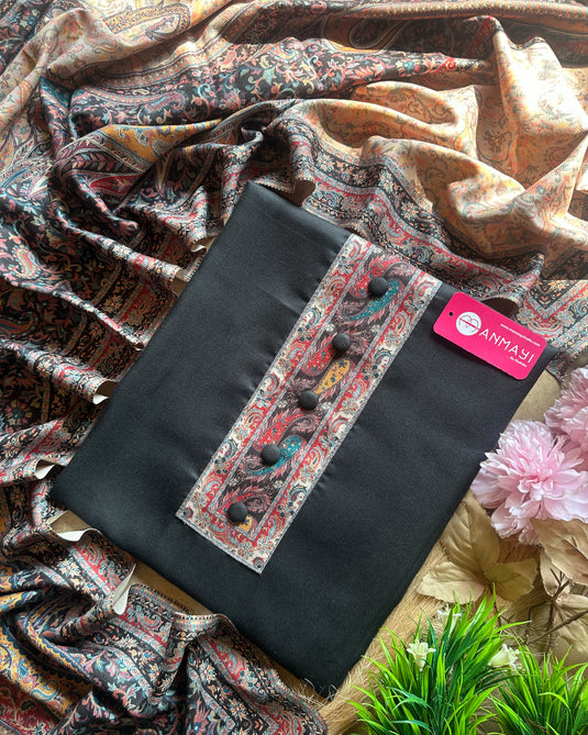 Bright and colourful printed shawl spun set