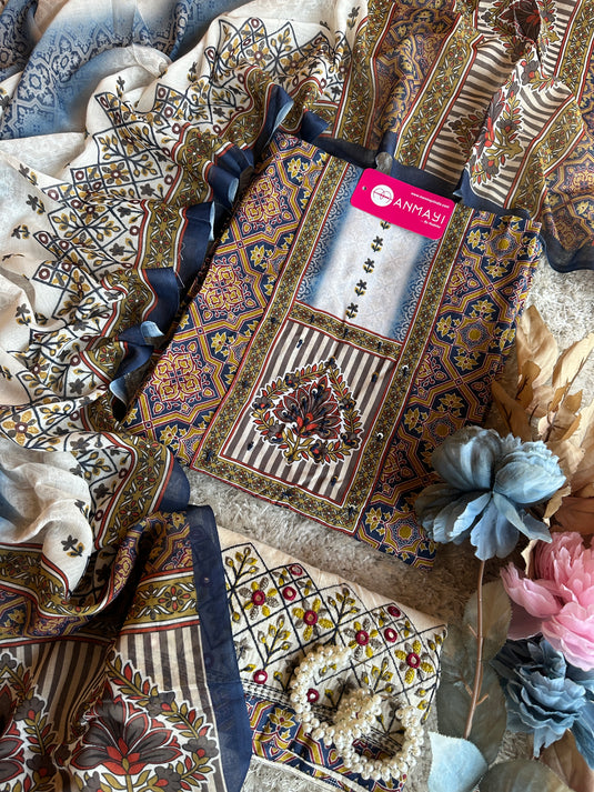 Arabic print cambric cotton suit set with embroidered bottom