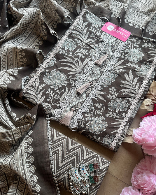 Cocoa brown cambric cotton suit set with tassel neck