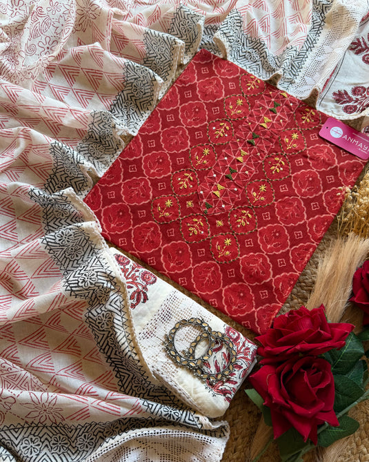 Flower frame cotton suit set with block print crochet dupatta and bottom