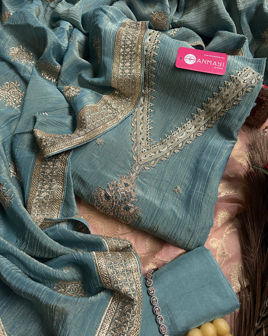 Crushed silk gotta neck suit with zari jaal dupatta