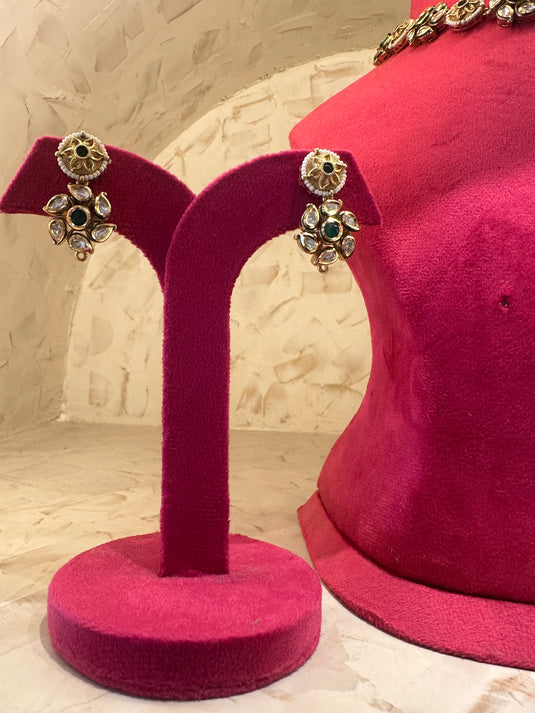 3D fan Kundan choker set