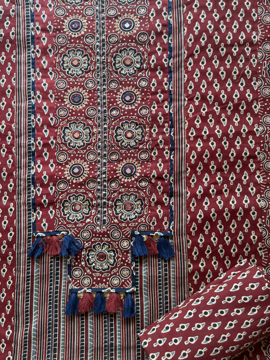 Jaipuri printed tassel neck pure cotton suit set