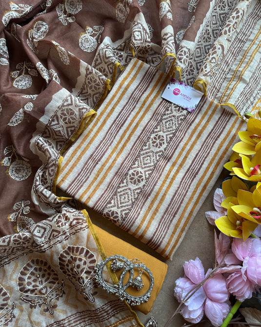 Stripy Maheshwari Kantha work suit set