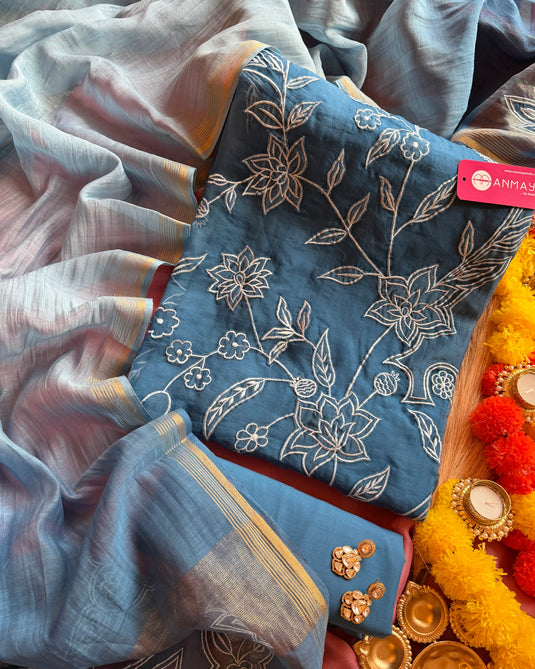 Ombré pure mul suit set with organza patch and straw work