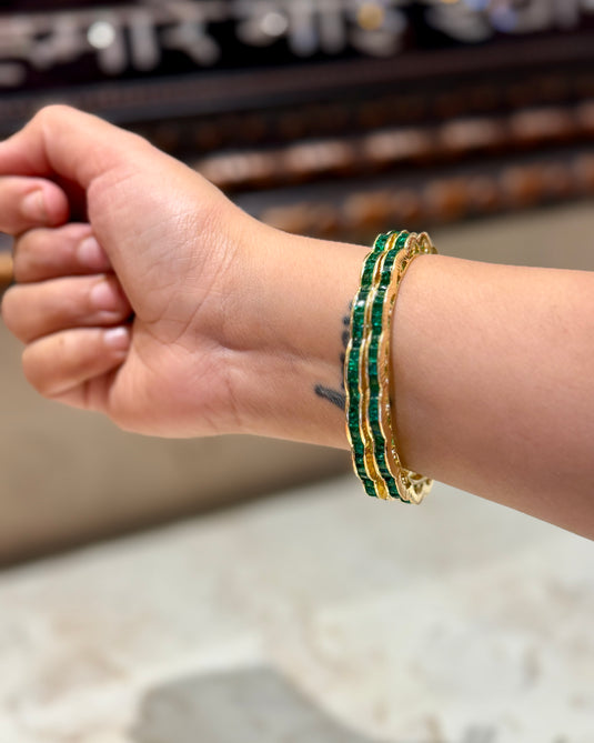 Panna flower bangle set (2)