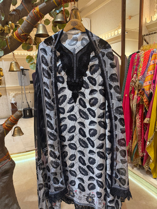 Russian Silk black and silver