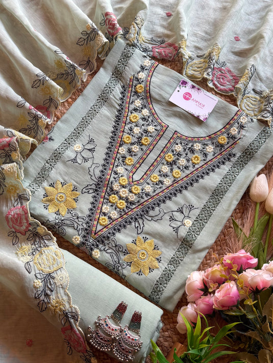 V neck self thread Mul Chanderi suit set