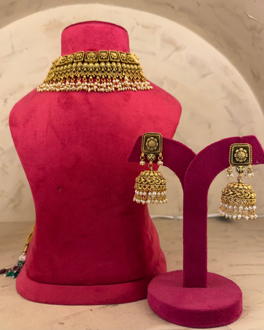 Rajwada dull gold jhumka set