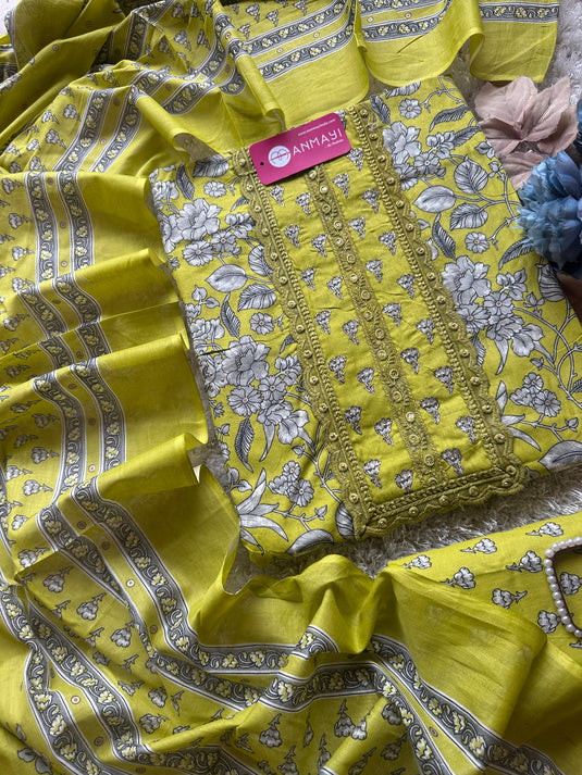 Patterned neck floral print cambric cotton suit