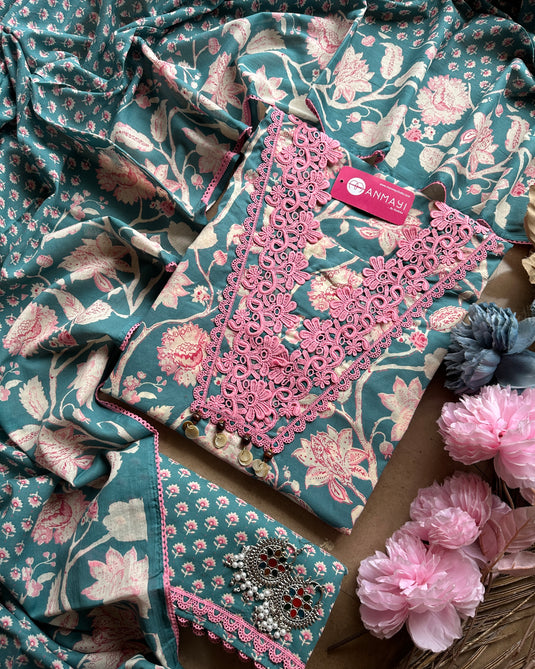 Floral cottons crochet v neck pure cotton suit set