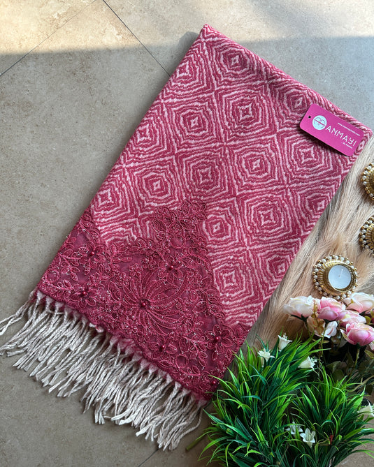 Abstract soft patched border woollen stole