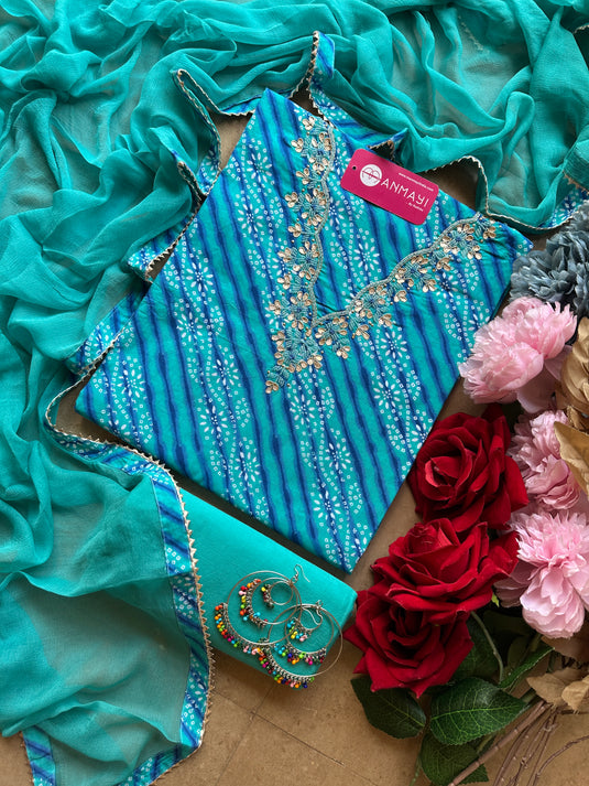 Patterned v neck lehria pure cotton suit with chiffon dupatta