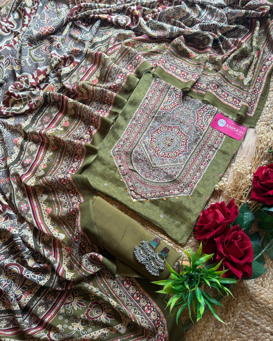 Semi Crepe Persian print suit set