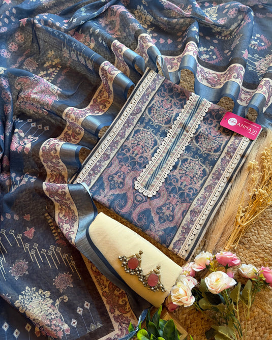 Linen Pakistani stripes suit with mukaish details