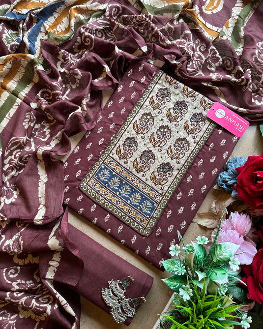 Patterned floral neck printed cambric cotton suit set