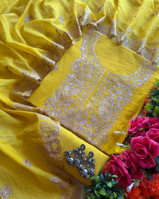 Soft gold Dori Mul Chanderi suit set