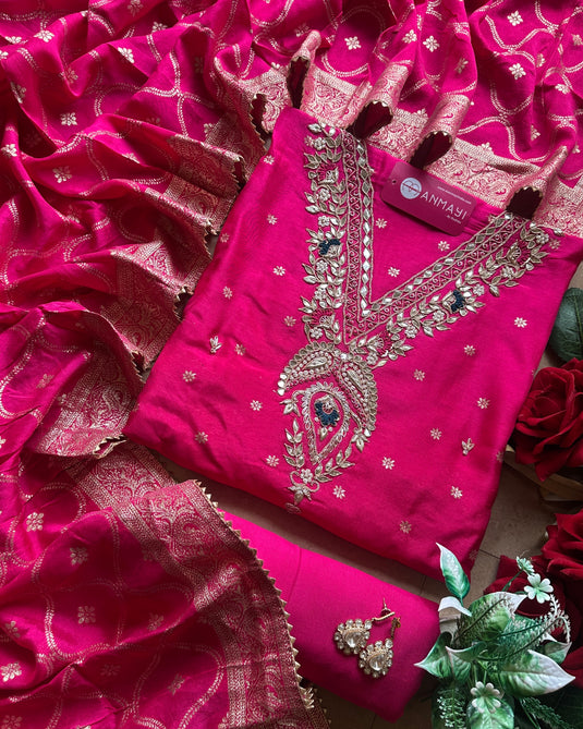 Banarasi dolla silk v neck pita work suit set