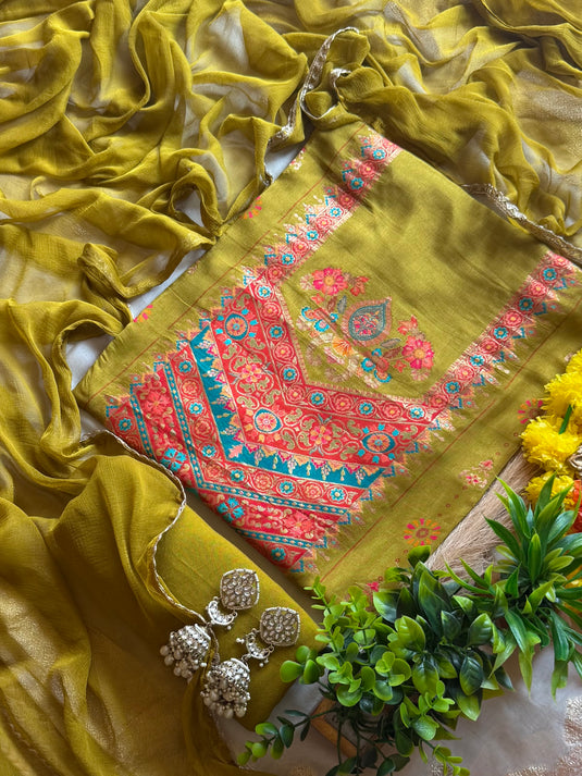 Panel jacquard Dolla silk suit set with chiffon dupatta