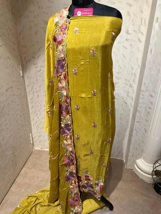 Floral affair soft muslin silk suit set with chinnon dupatta