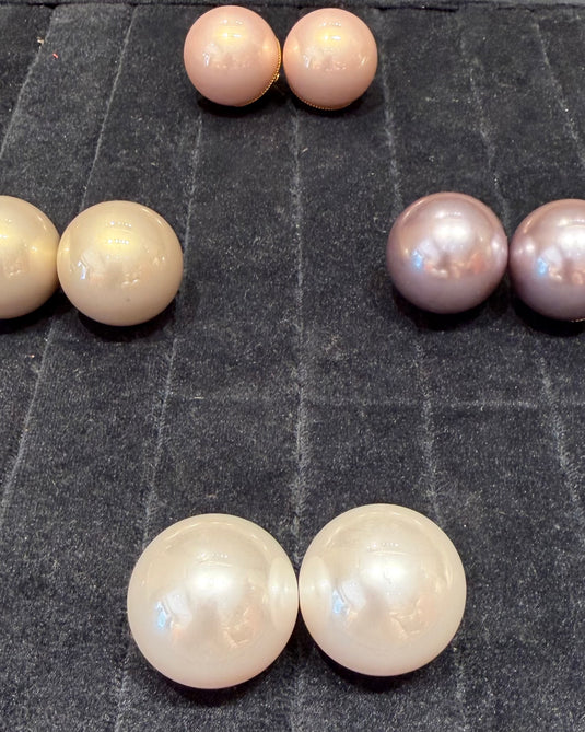 30 MM pearl studds
