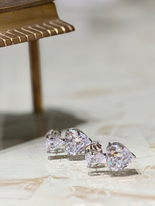 Heart stone earrings