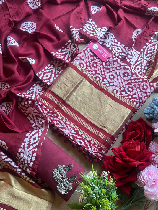 Muslin batik suits with Banarasi jacquard border