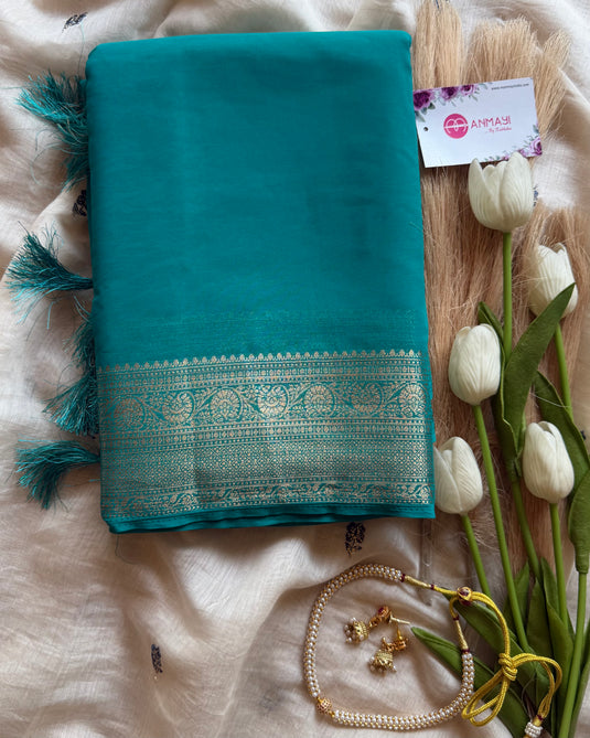 Aabha semi chiffon saree with brocade blouse