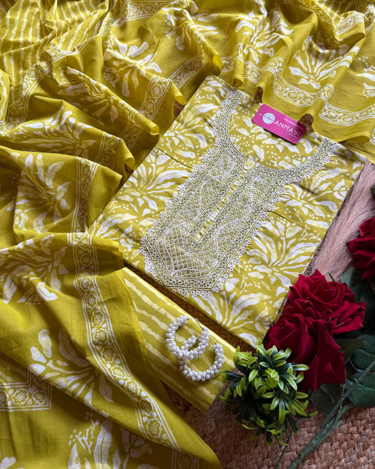 Pure cotton all over printed Dori neck suit set