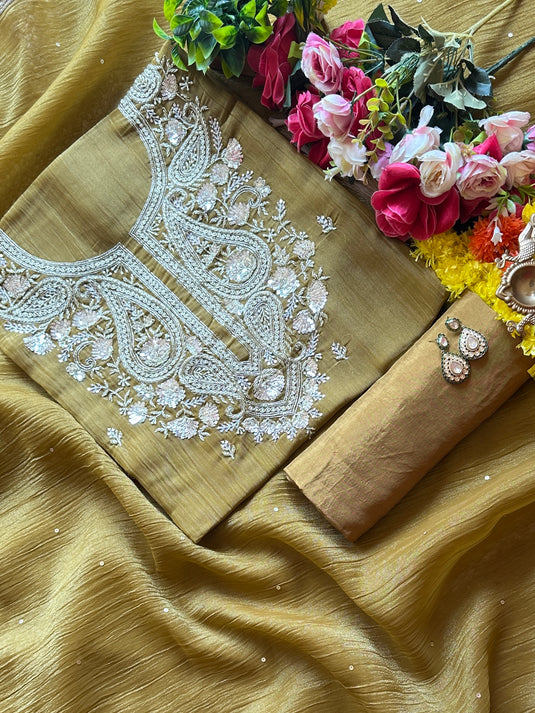 Crushed silk embroidery neck suit set