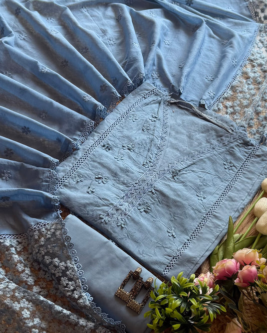 Pakistani semi stitched cotton suit set with 3D flowers and organza patch
