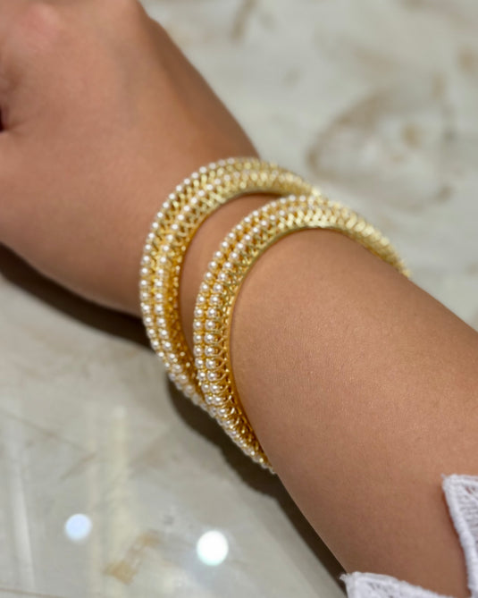 Sleek pearl bangles (set of 4)