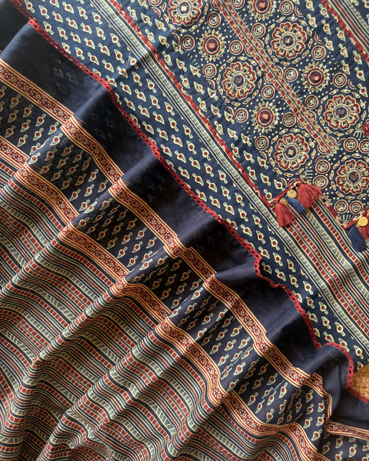 Jaipuri printed tassel neck pure cotton suit set