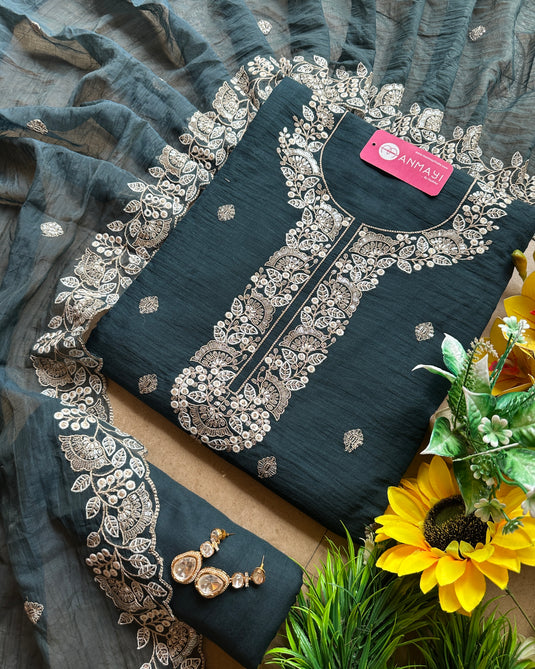 Intricate embroidered soft mul Chanderi suit set (Includes Shirt Lining)