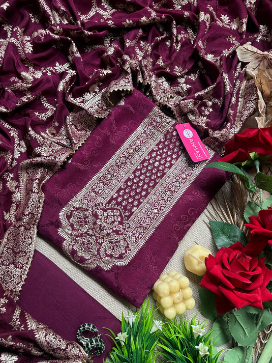 Maharani neck dolla silk self print suit sets