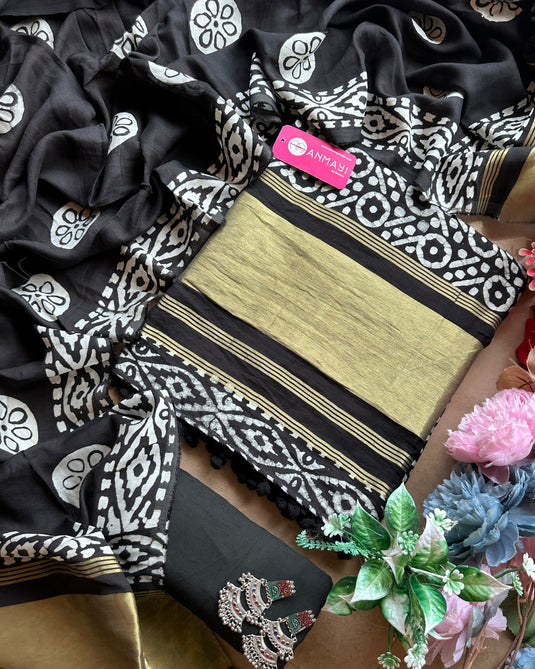 Muslin batik suits with Banarasi jacquard border