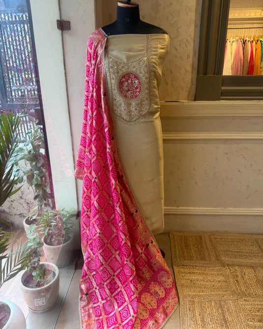 Shimmer organza zardosi neck work paired with Bandhani Khaddi Dupatta