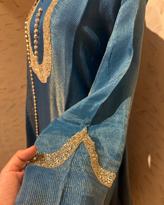 Shimmer lines cutwork u neck with potli buttons and jacquard dupatta