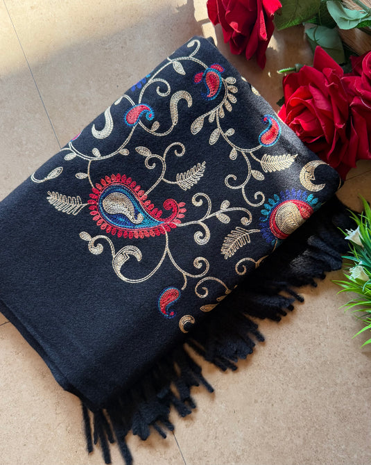 Aari work soft wool Kashmiri stole
