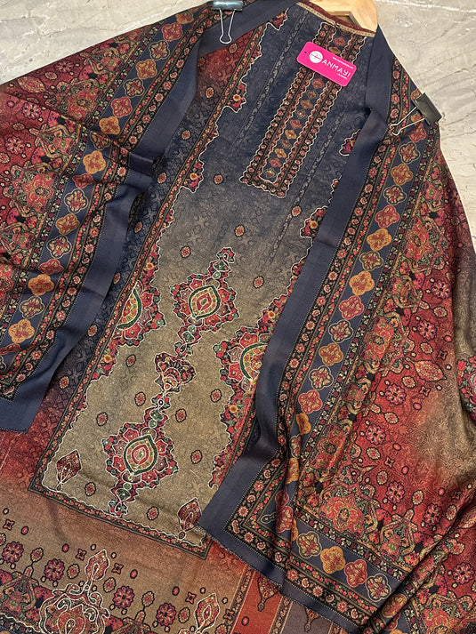 Shaded golden thread soft spun suit sets