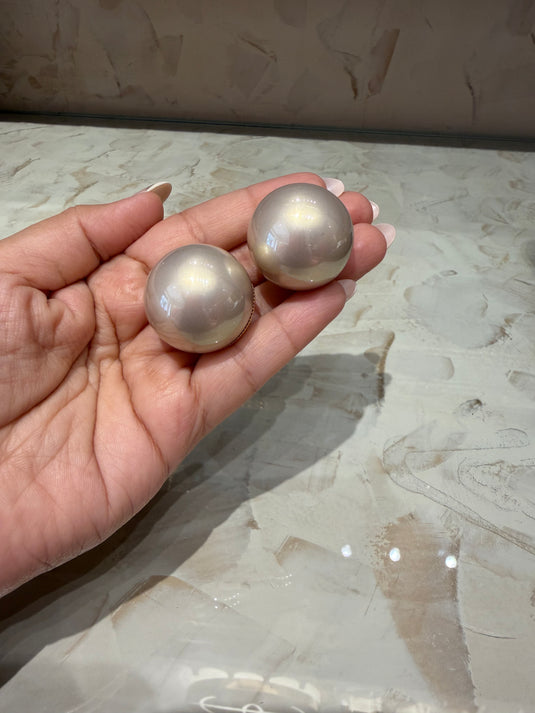 30 MM pearl studds