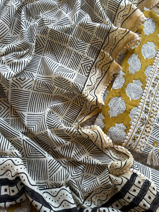 Soft and organic cottons with Jaipuri block print