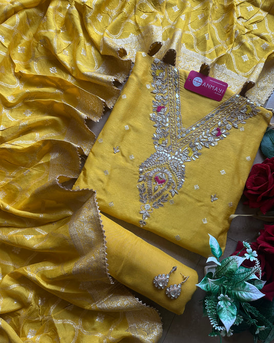 Banarasi dolla silk v neck pita work suit set