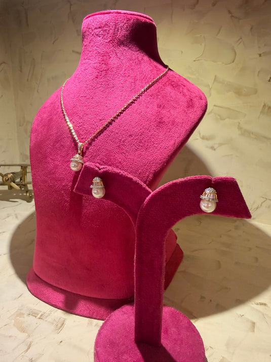 Chandlier pearl diamond set