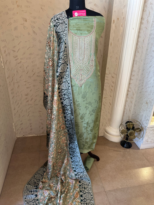 Dolla silk self dori neck suit set with shaded banarasi dupatta