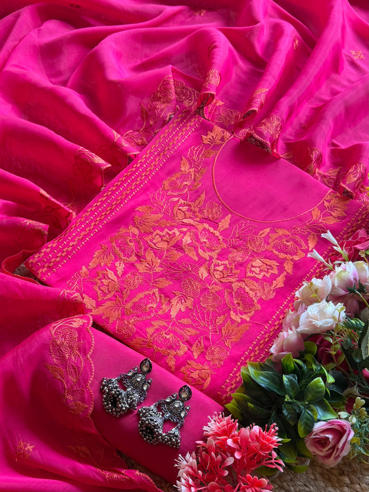 Contrast thread work modal suit set