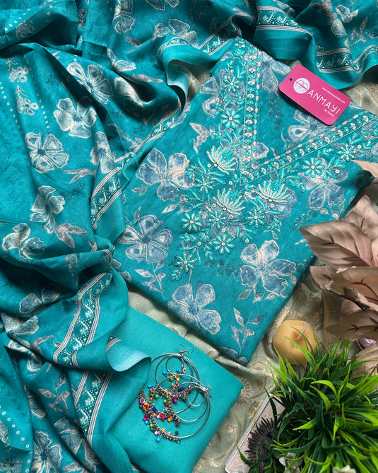 Embroidered V neck printed pashmina suit sets